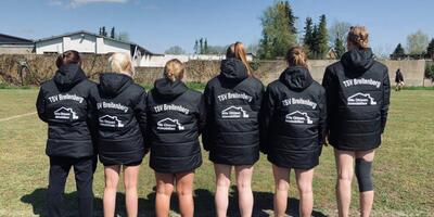 neuer Sponsor für die Faustball Frauen vom TSV Breitenberg