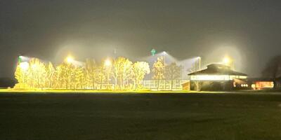 Der TSV Sportplatz bei Nacht