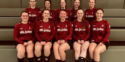 neue Trikots für die Faustball Frauen vom TSV Breitenberg